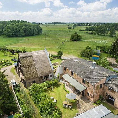 Das Backsteinhus, App Achtern Diek Dargen Exterior foto